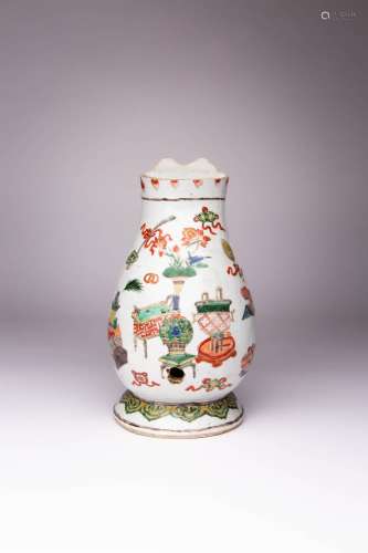 A CHINESE FAMILLE VERTE `HUNDRED ANTIQUES` WALL VASE KANGXI ...