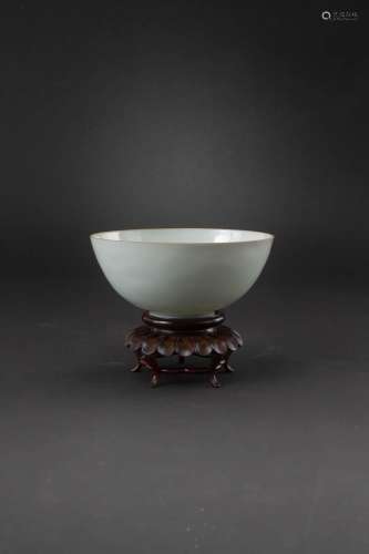 A CHINESE EGGSHELL PORCELAIN ANHUA-DECORATED `DRAGON` BOWL L...