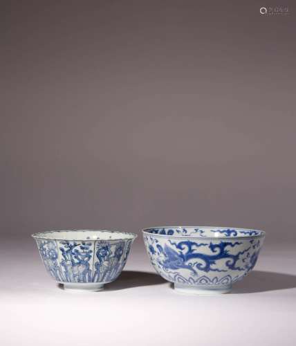 A CHINESE BLUE AND WHITE `DRAGON` BOWL AND A KRAAK PORCELAIN...