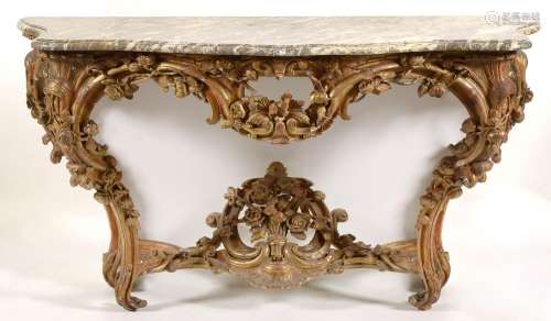 Imposante console quadripode Louis XV en bois richement scul...