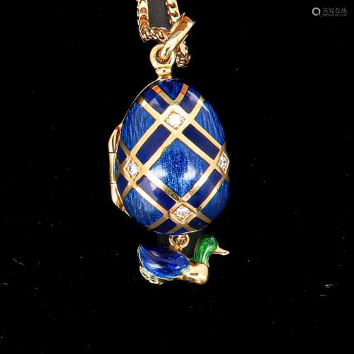 An 18KG Necklace and Faberge Egg