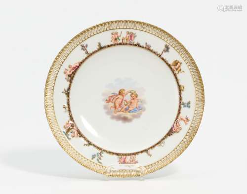 Plate with putto decor