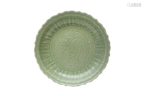 A LARGE CHINESE LONGQUAN CELADON `DRAGON` CHARGER