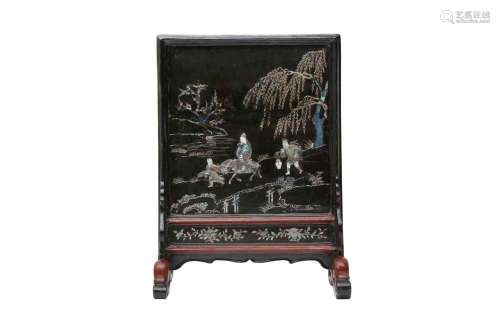 A CHINESE MOTHER-OF-PEARL INLAID TABLE SCREEN