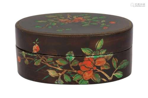 A CHINESE COROMANDEL LACQUER OVAL BOX AND COVER