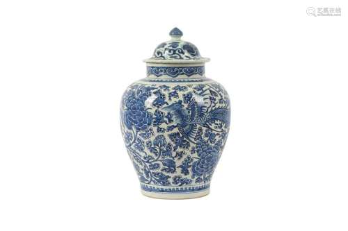 A CHINESE BLUE AND WHITE BALUSTER `PHOENIX` JAR AND A COVER