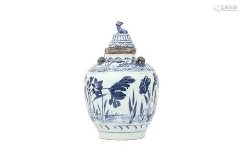 A CHINESE BLUE AND WHITE ‘LOTUS POND’ JAR AND COVER