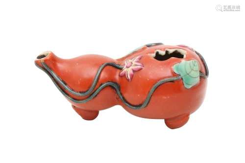 A CHINESE CORAL-GLAZED DOUBLE GOURD WATER DROPPER