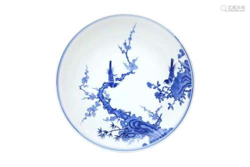 A CHINESE BLUE AND WHITE `BIRDS AND BLOSSOMS` DISH