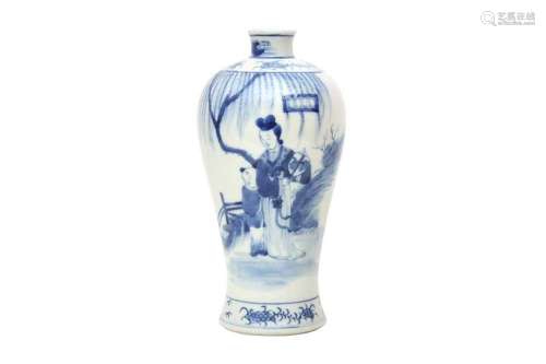 A CHINESE BLUE AND WHITE `LADY AND BOY` VASE, MEIPING