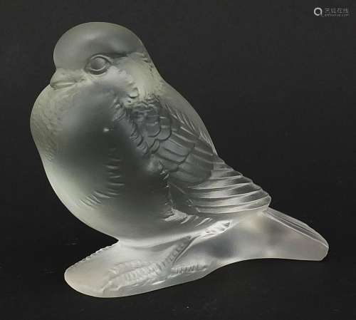 Rene Lalique, French frosted glass Moineau Fier paperweight,...