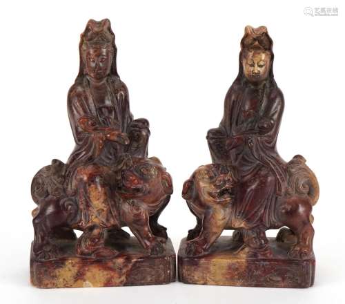 Good pair of Chinese soapstone carvings of Guanyin seated on...