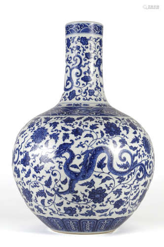 Blue and White Dragon Tianqiuping