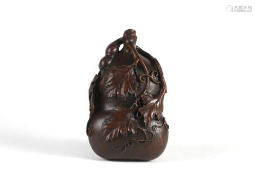 Carved Sandalwood Double-Gourd-Shape Ornament