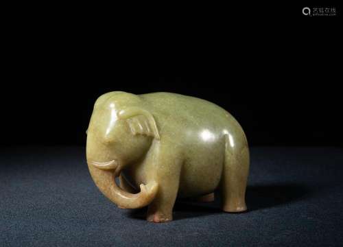 Qing Dynasty:Blue jade elephant