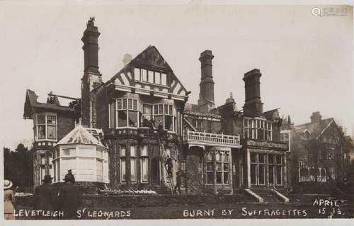 HASTINGS & ST LEONARDS. A collection of 12 postcards of ...