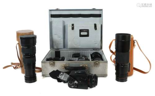 Hasselblad ''2000 FC'' mit umfangreichem Zubehör Schweden, 1...