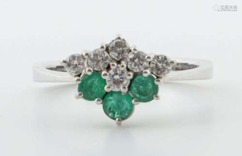 Smaragdring mit Diamanten Weißgold 750, schmale Ringschiene ...