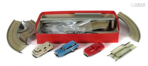 Rennbahn mit 3 Wägen Schuco, Packung Varianto 3052, mit 3 Wa...