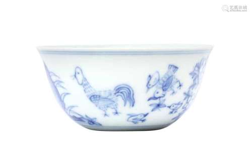 A CHINESE BLUE AND WHITE `CHICKEN` CUP