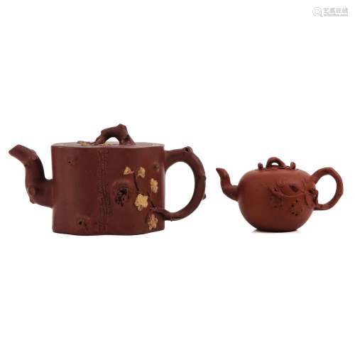 A Lot of 2 Yixing Teapots