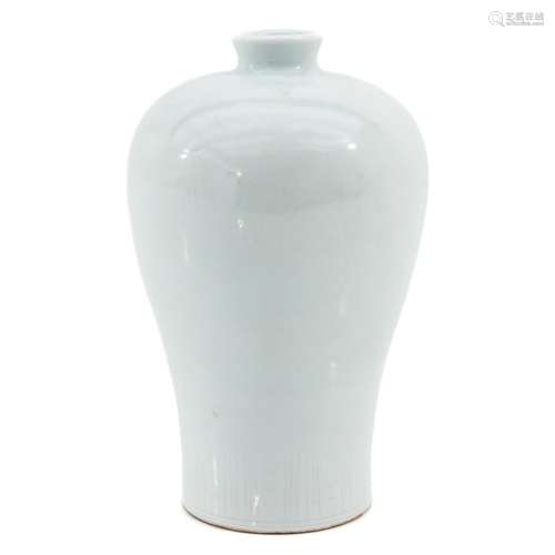 A Blanc de Chine Meiping Vase