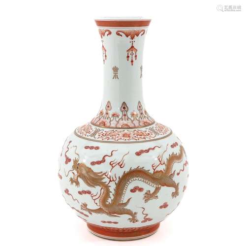 A Dragon Decor Bottle Vase