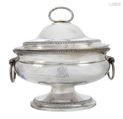 A George III silver soup tureen, London, 1788, Robert Sharp,...