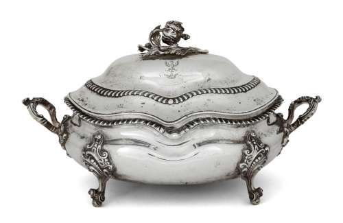 A Victorian silver soup tureen, London, 1840, William Moulso...