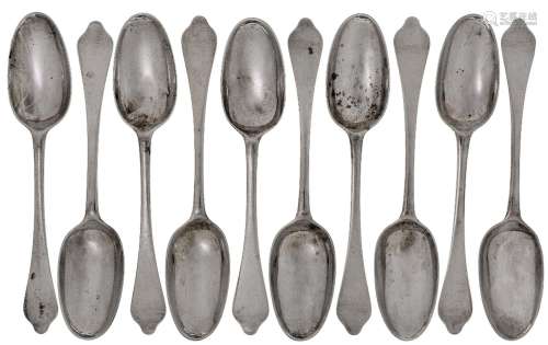 A set of ten Queen Anne silver dog-nose table spoons, London...