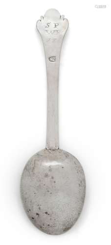 A 17th century silver trefid spoon, maker's mark RI within s...