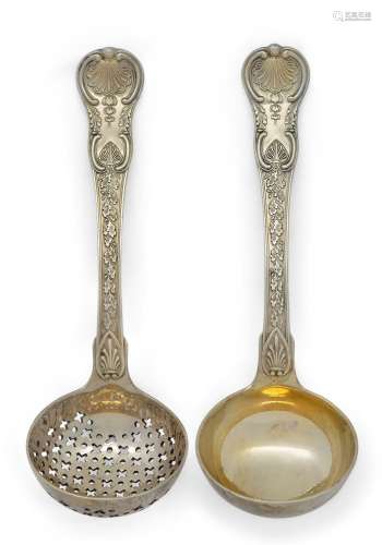 A Regency silver gilt King's pattern sifting spoon and sauce...