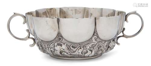A Victorian twin-handled silver dish, London, 1894, Charles ...