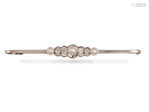 Rod brooch, Around 1910, 14 ct gold, platinum