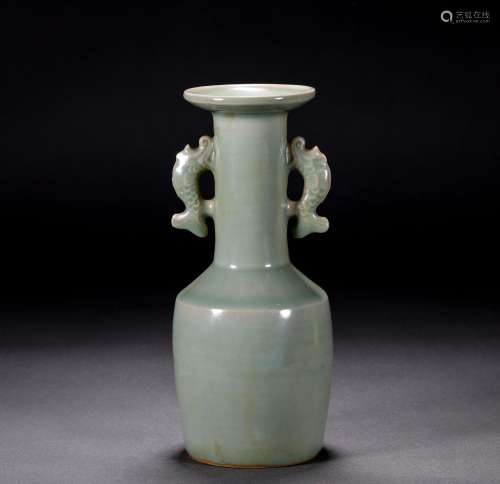 Ming  Dynasty,Celadon Binaural Bottle
