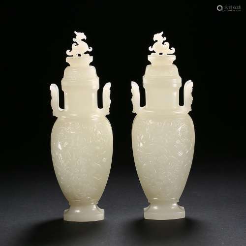 Ming Dynasty,Hetian Jade Beast Head Bottles