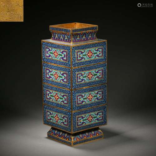 Qing Dynasty,Cloisonne Flower Square Vessel