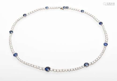 Elegantes Platin 950 Collier mit 103 Brillanten (zus. ca. 11...