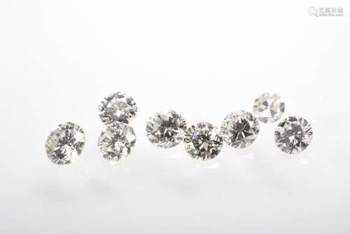 8 Diverse ungefasste Steine: 7 Brillanten (zus. ca. 0,34ct/S...