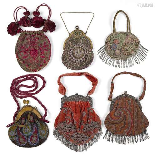 An English silk and metallic thread reticule, second half 18...