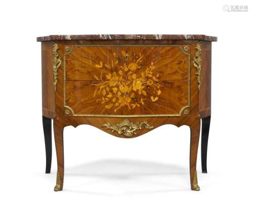 A French king wood serpentine front commode, late 20th centu...