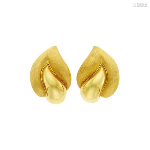 Henry Dunay Pair of Gold 'Flame' Earclips