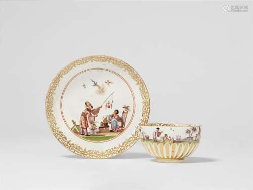 A Meissen porcelain tea bowl and saucer with Hoeroldt Chinoi...