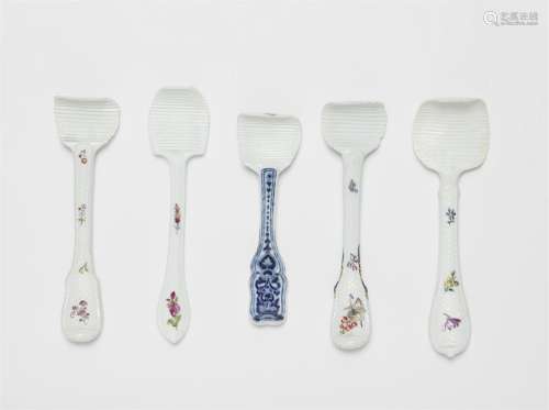 Five Meissen porcelain butter knives