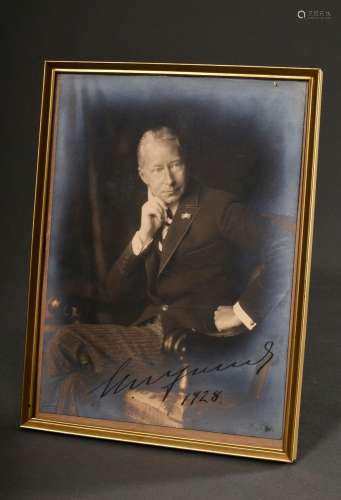 Große Fotografie mit Autograph "Kronp