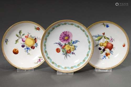 3 Diverse Meissen Marcolini Untertassen mit polychromer Male...