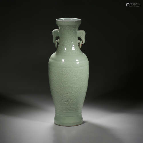 Song Dynasty of China,Longquan Kiln Elephant Ear Bottle