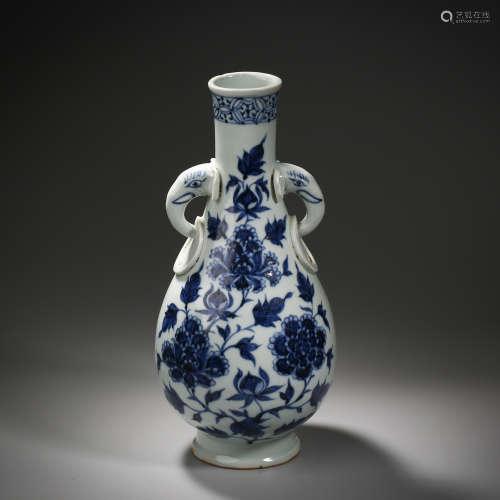 Ming Dynasty of China,Blue and White Flower Binaural Bottle