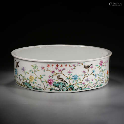 Qing Dynasty of China,Multicolored Flowers and Birds Washing