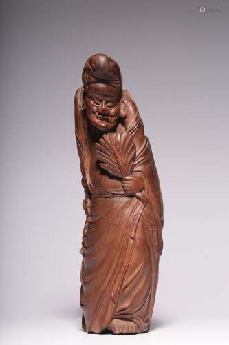 竹雕济公人物像